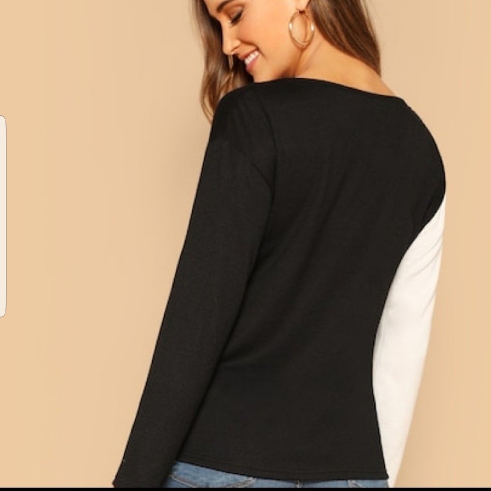 BOGO Last 1️⃣🖤Color Block Twisted Top🖤 - Picture 5 of 8